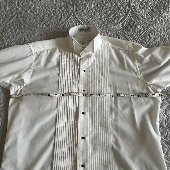 Men's white NEIL ALLYN tuxedo shirt in a regular cut, wing collar Sz. S- 38/31 - Picture 11 of 11
